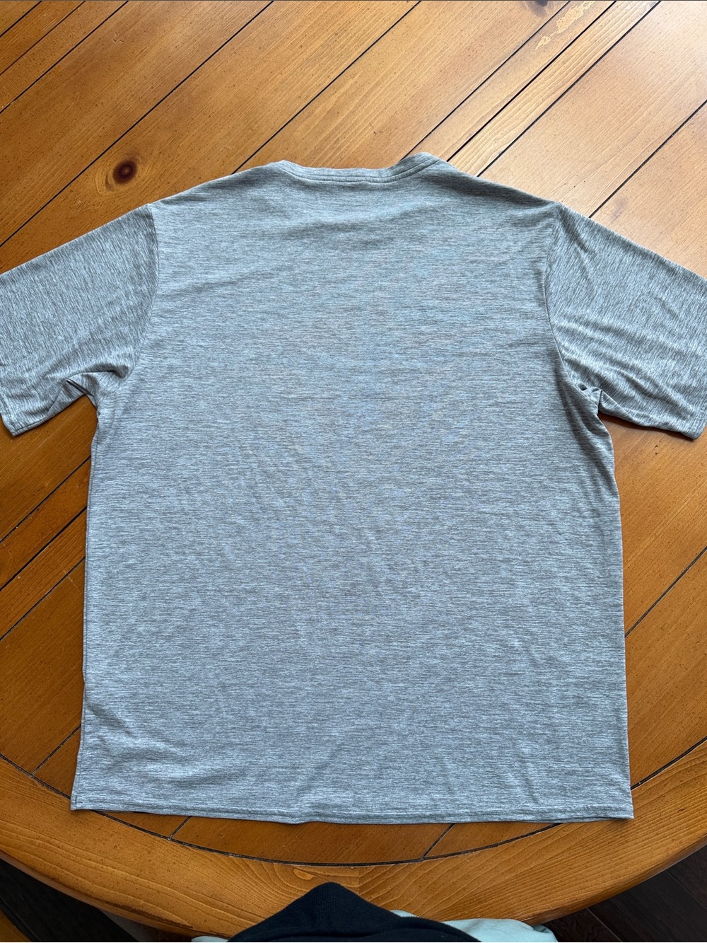Patagonia Capilene cool UPF 50 Heather Gray Tee - Picture 7 of 7